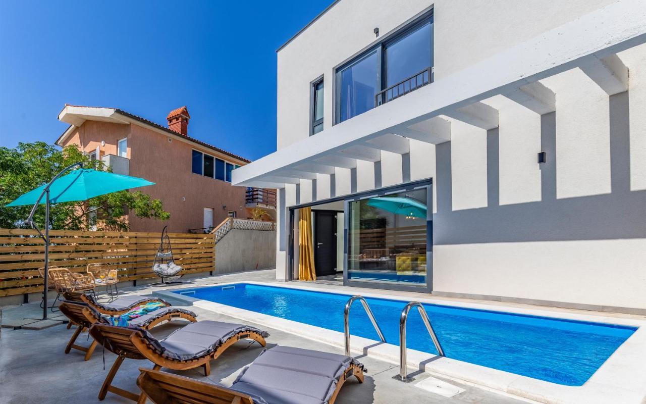 Villa Rougemarin - Marin With Private Pool Medulin Dış mekan fotoğraf
