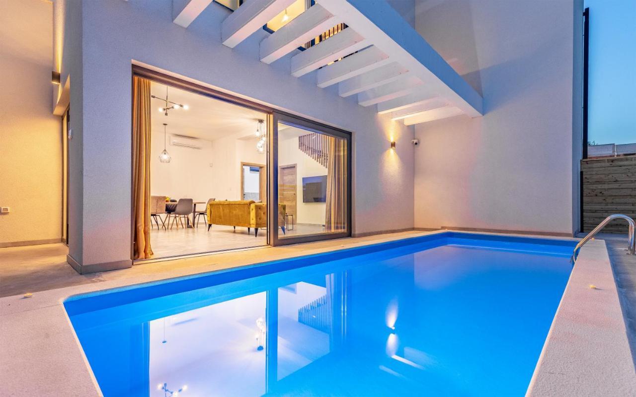 Villa Rougemarin - Marin With Private Pool Medulin Dış mekan fotoğraf