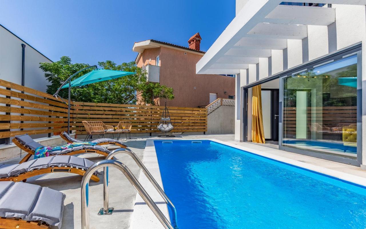 Villa Rougemarin - Marin With Private Pool Medulin Dış mekan fotoğraf