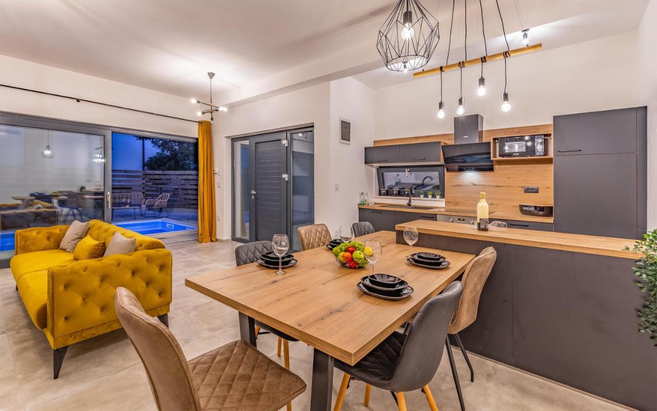 Villa Rougemarin - Marin With Private Pool Medulin Dış mekan fotoğraf